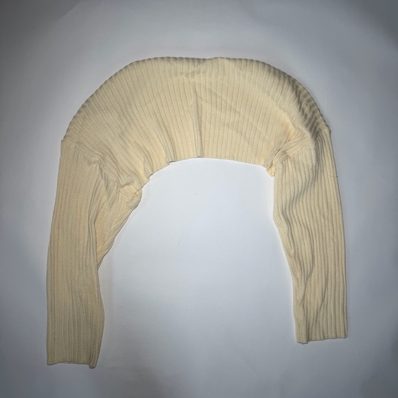 Source Unknown Cream Ribbed Shrug - Picture 4 of 4